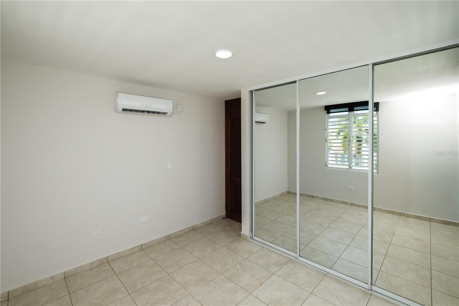 PASEO LOS CORALES II - Residential