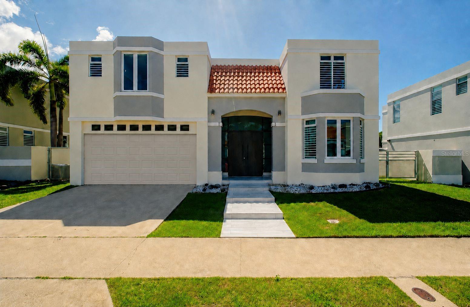 PASEO LOS CORALES II - Residential