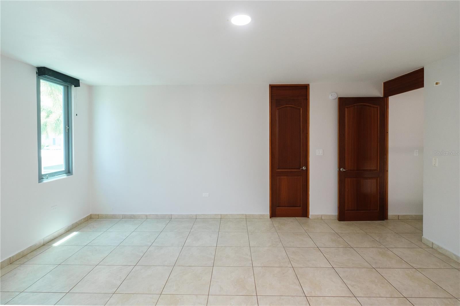 PASEO LOS CORALES II - Residential