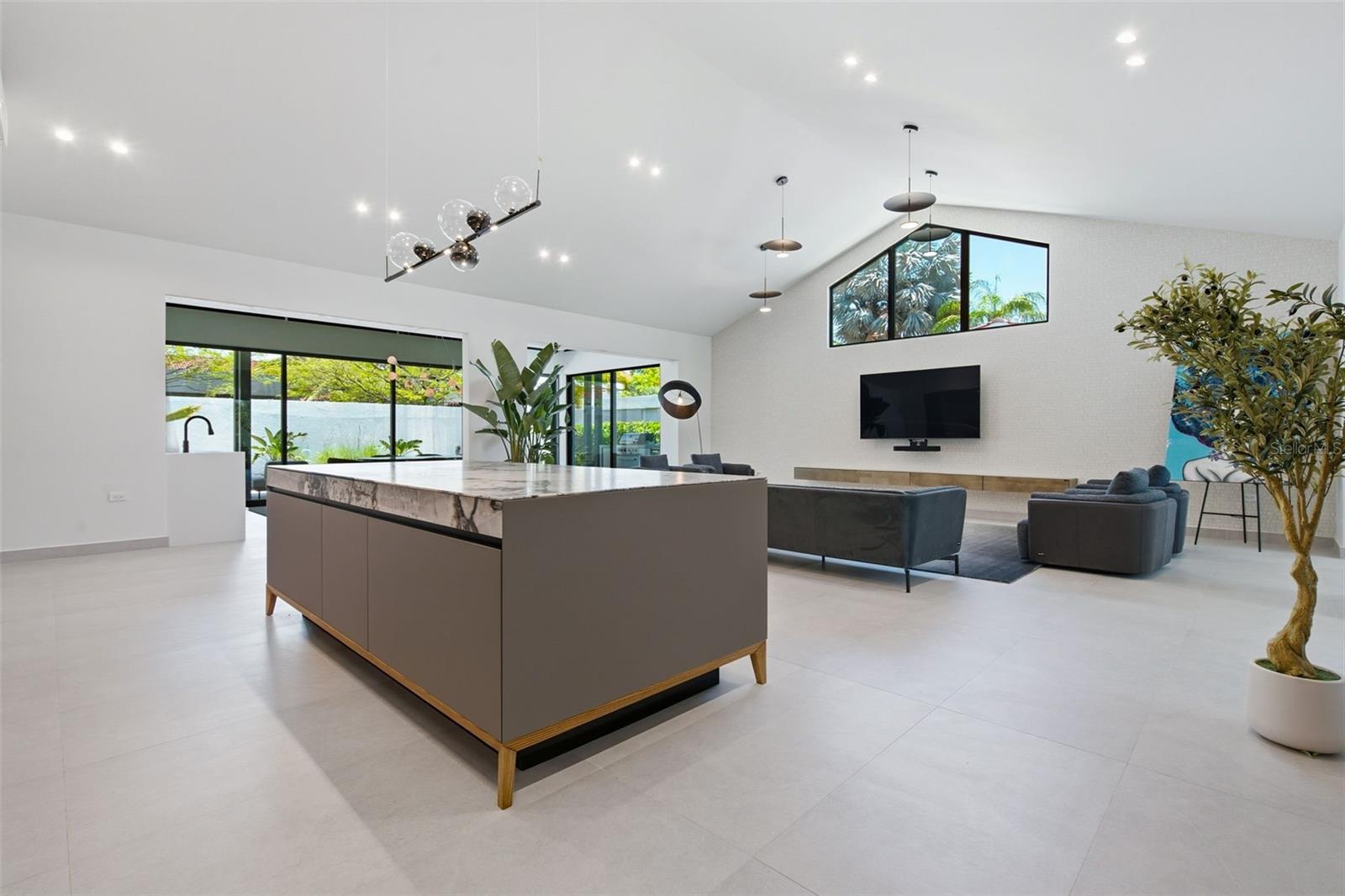 SABANERA DORADO - Residential