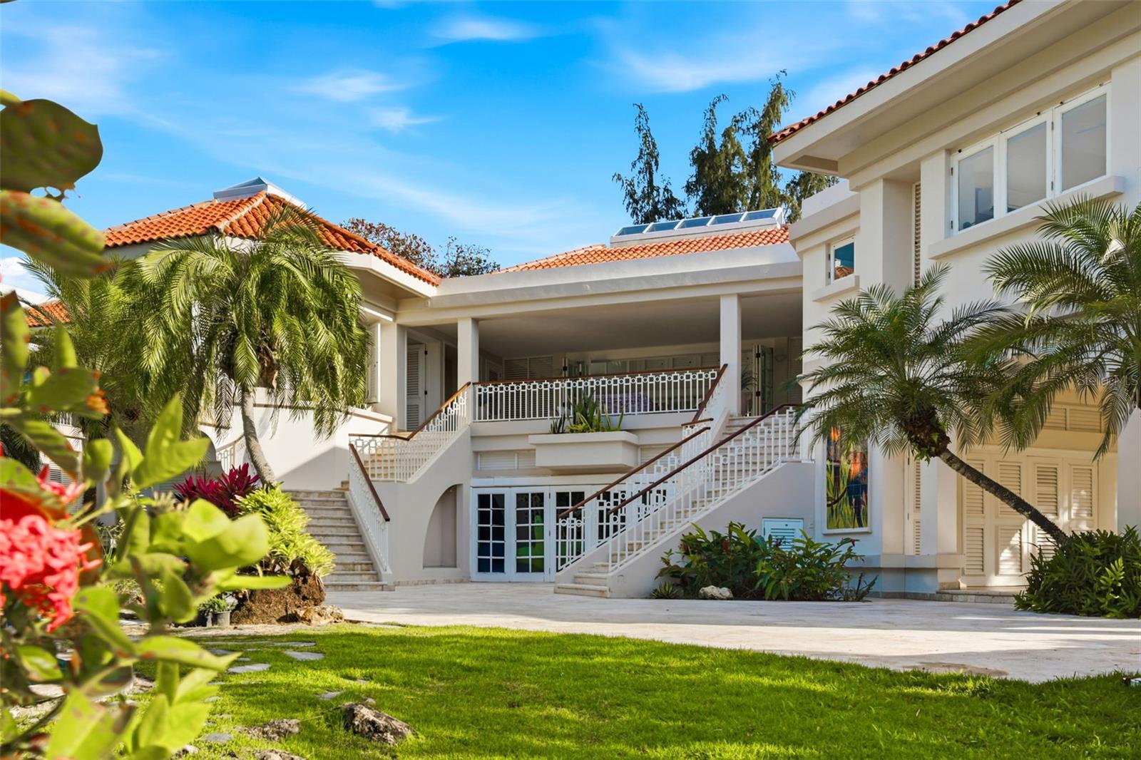 DORADO BEACH ESTATES - Residential