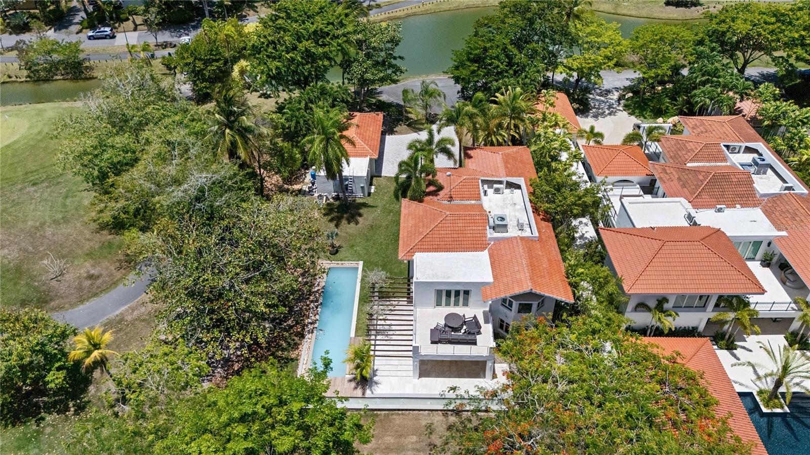 DORADO BEACH EAST - Residential