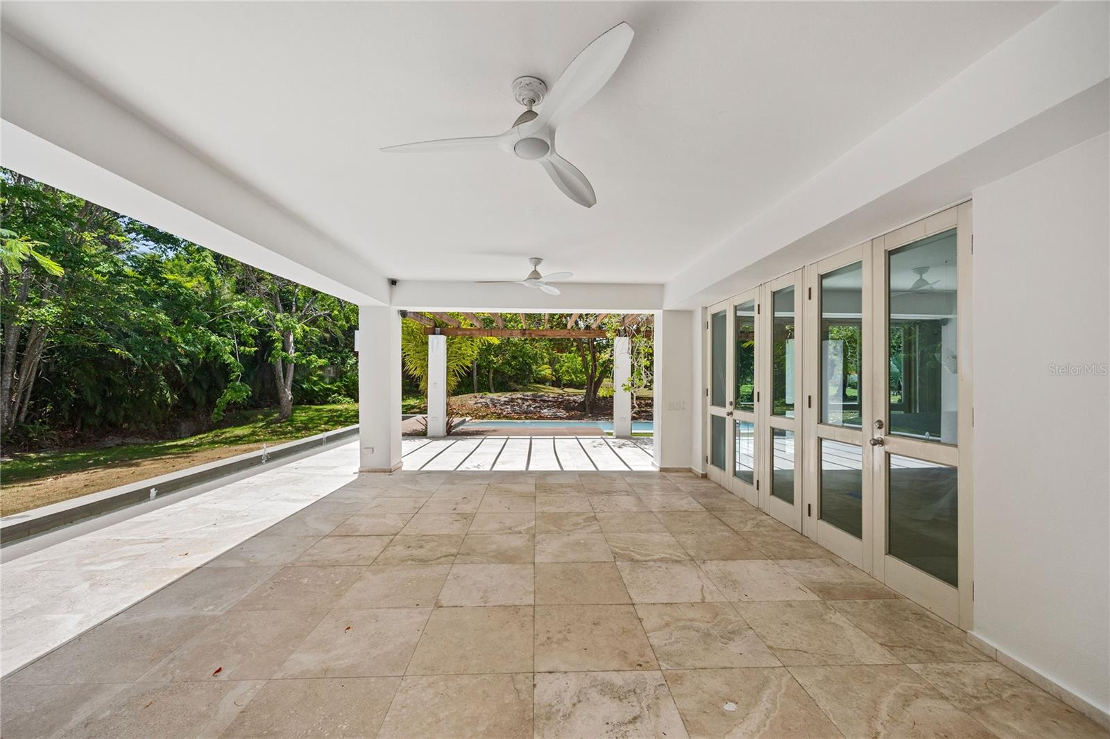 DORADO BEACH EAST - Residential