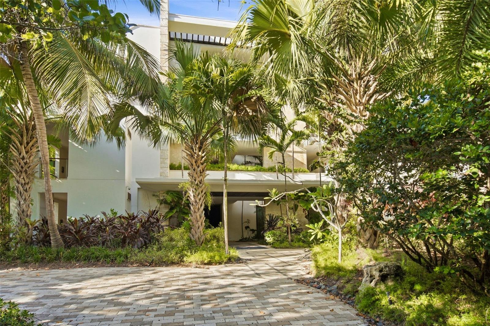 WEST BEACH RESIDENCES AT DORADO BEACH - Residential