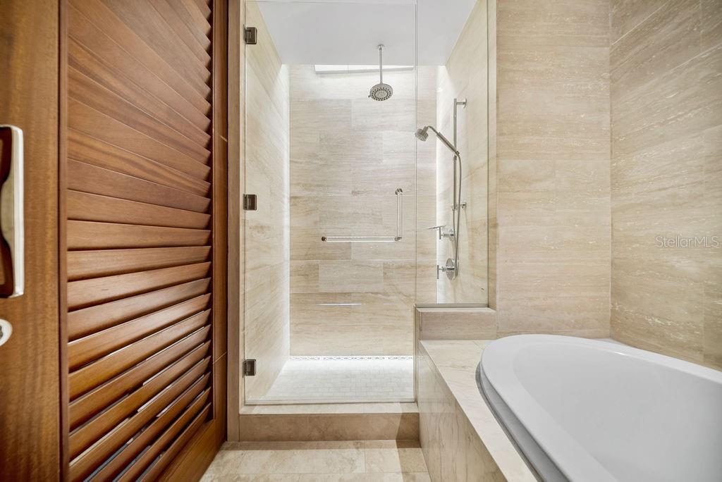 WEST BEACH RESIDENCES - Residential