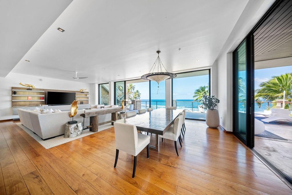 WEST BEACH RESIDENCES - Residential