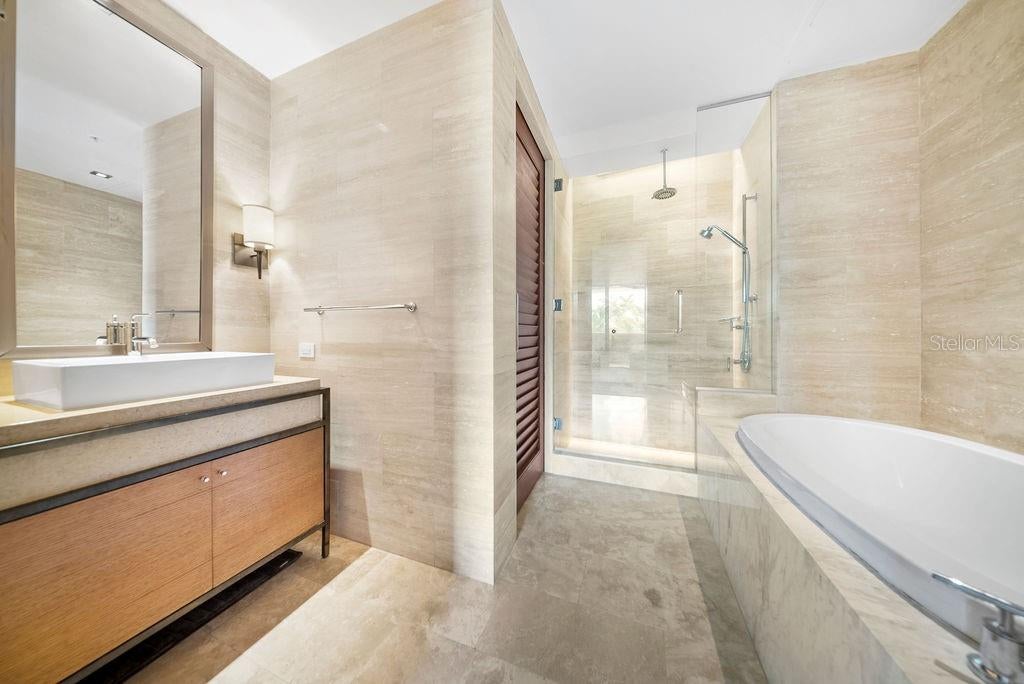 WEST BEACH RESIDENCES - Residential