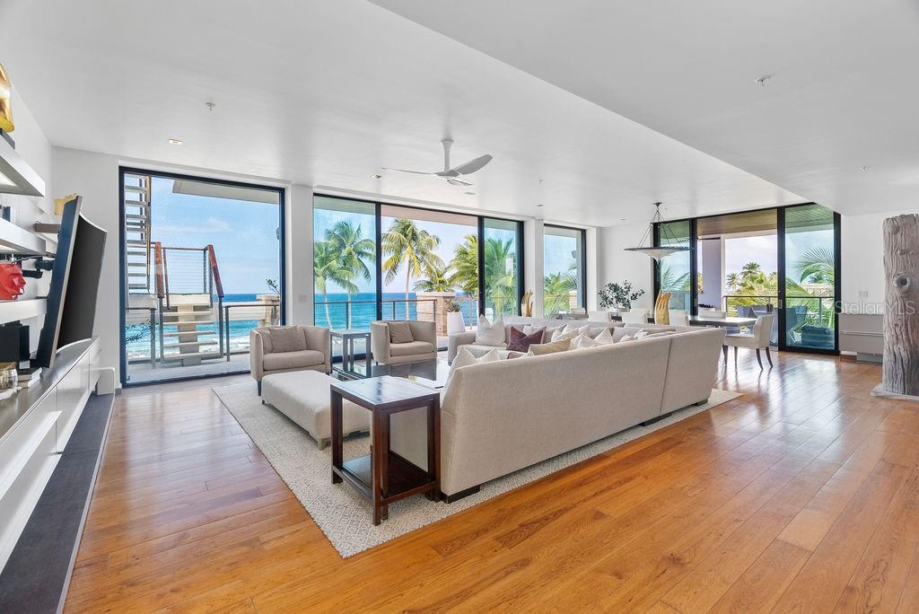 WEST BEACH RESIDENCES - Residential