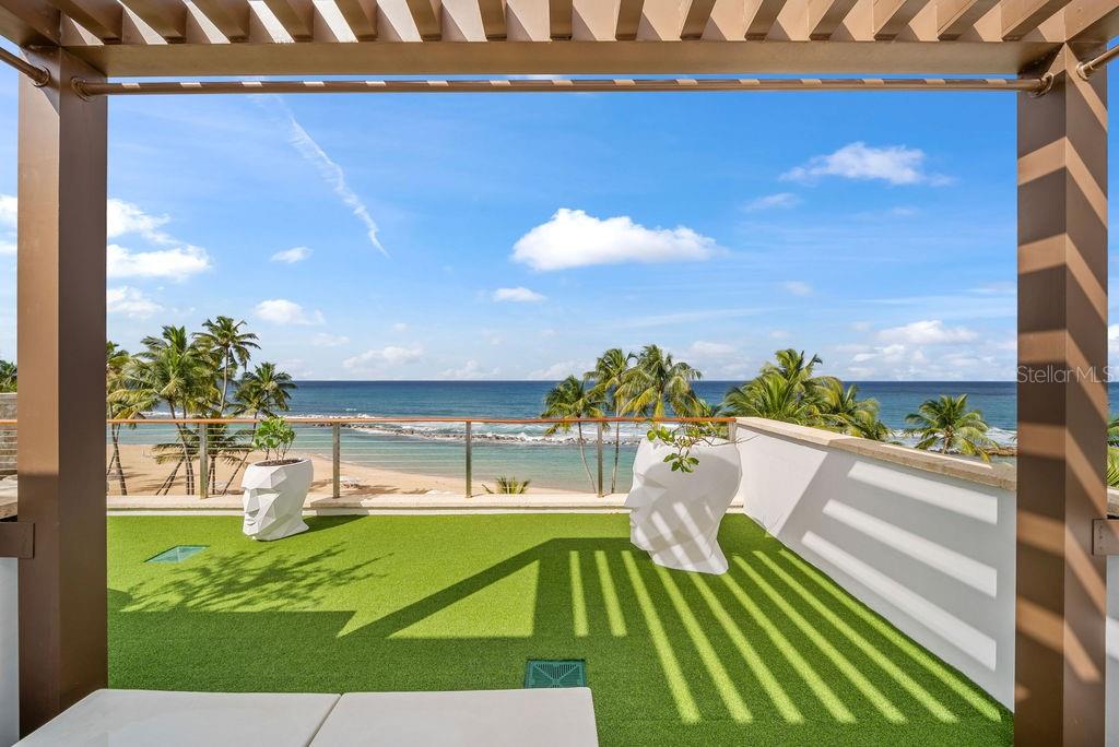 WEST BEACH RESIDENCES - Residential
