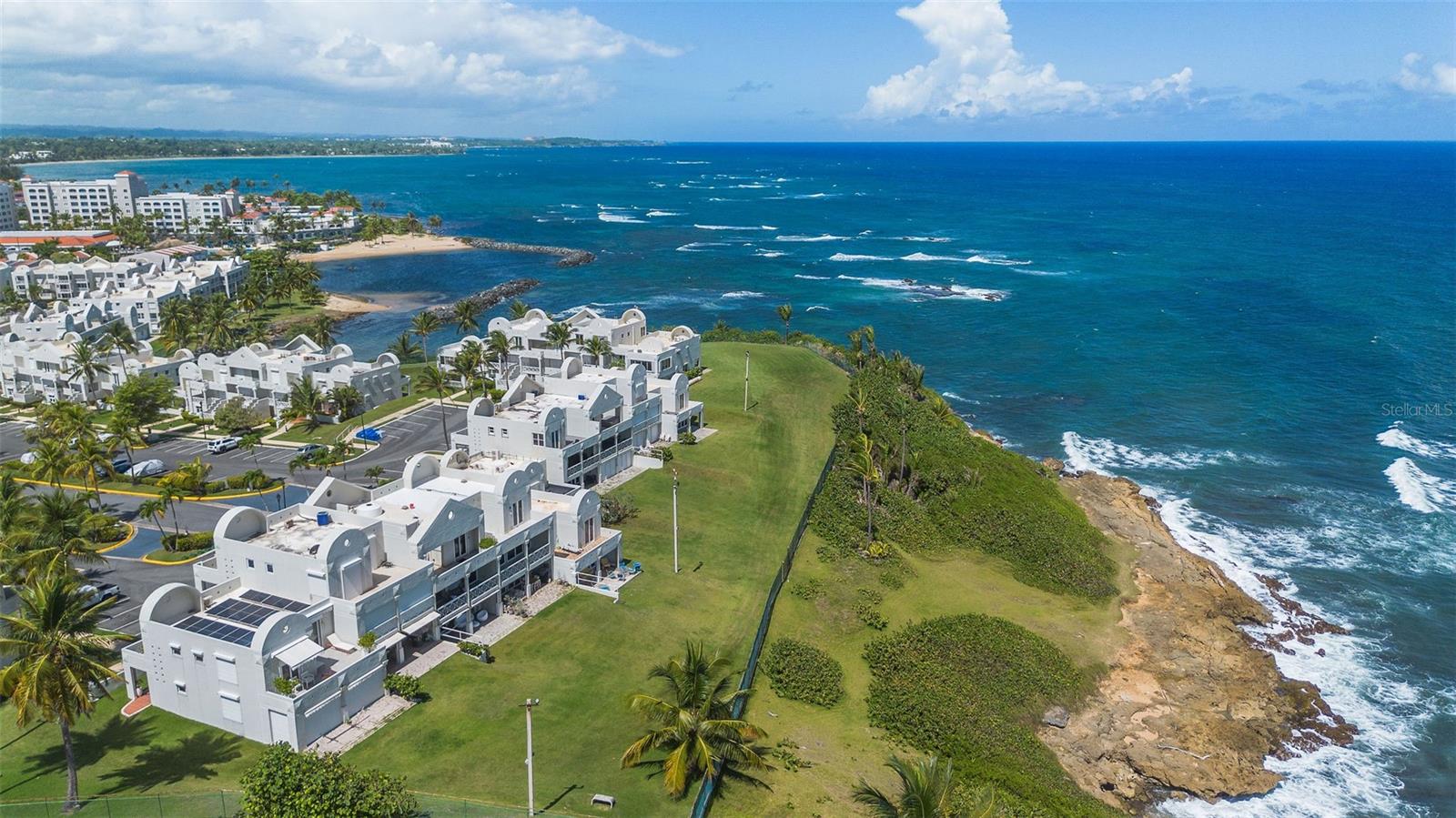 COSTA DORADA - Residential