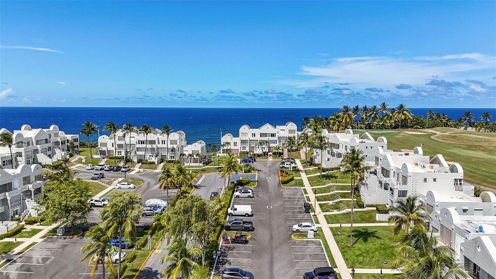 COSTA DORADA - Residential