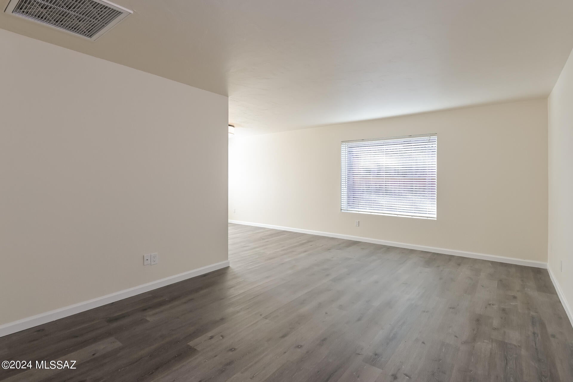 Lakecrest NO. 3 (178-325) - Residential Lease