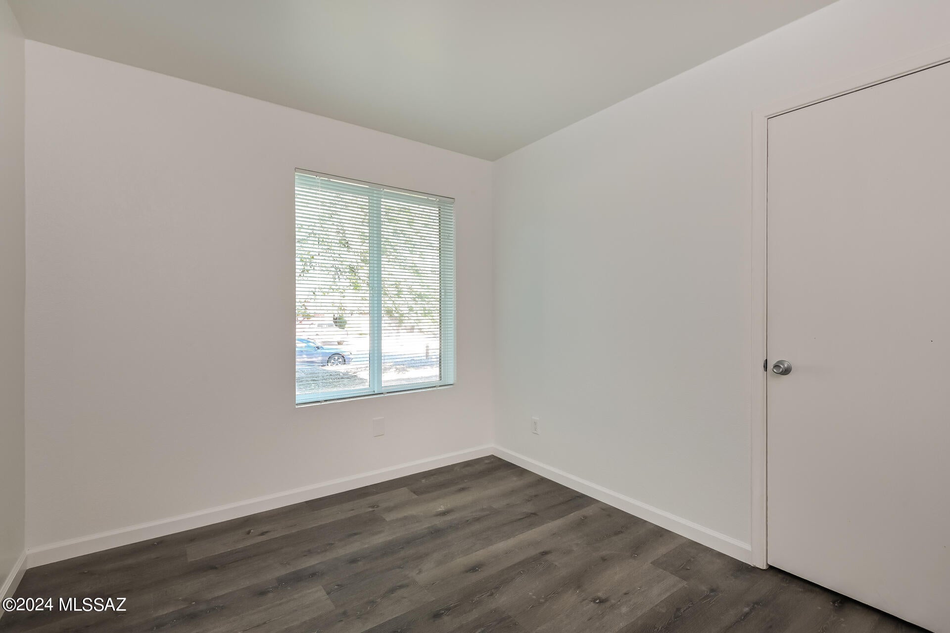 Lakecrest NO. 3 (178-325) - Residential Lease