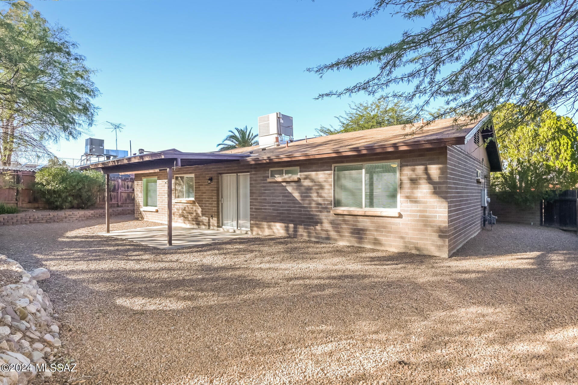 Lakecrest NO. 3 (178-325) - Residential Lease