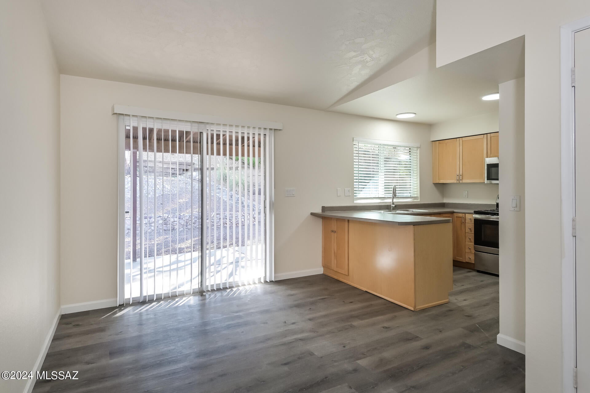 Lakecrest NO. 3 (178-325) - Residential Lease