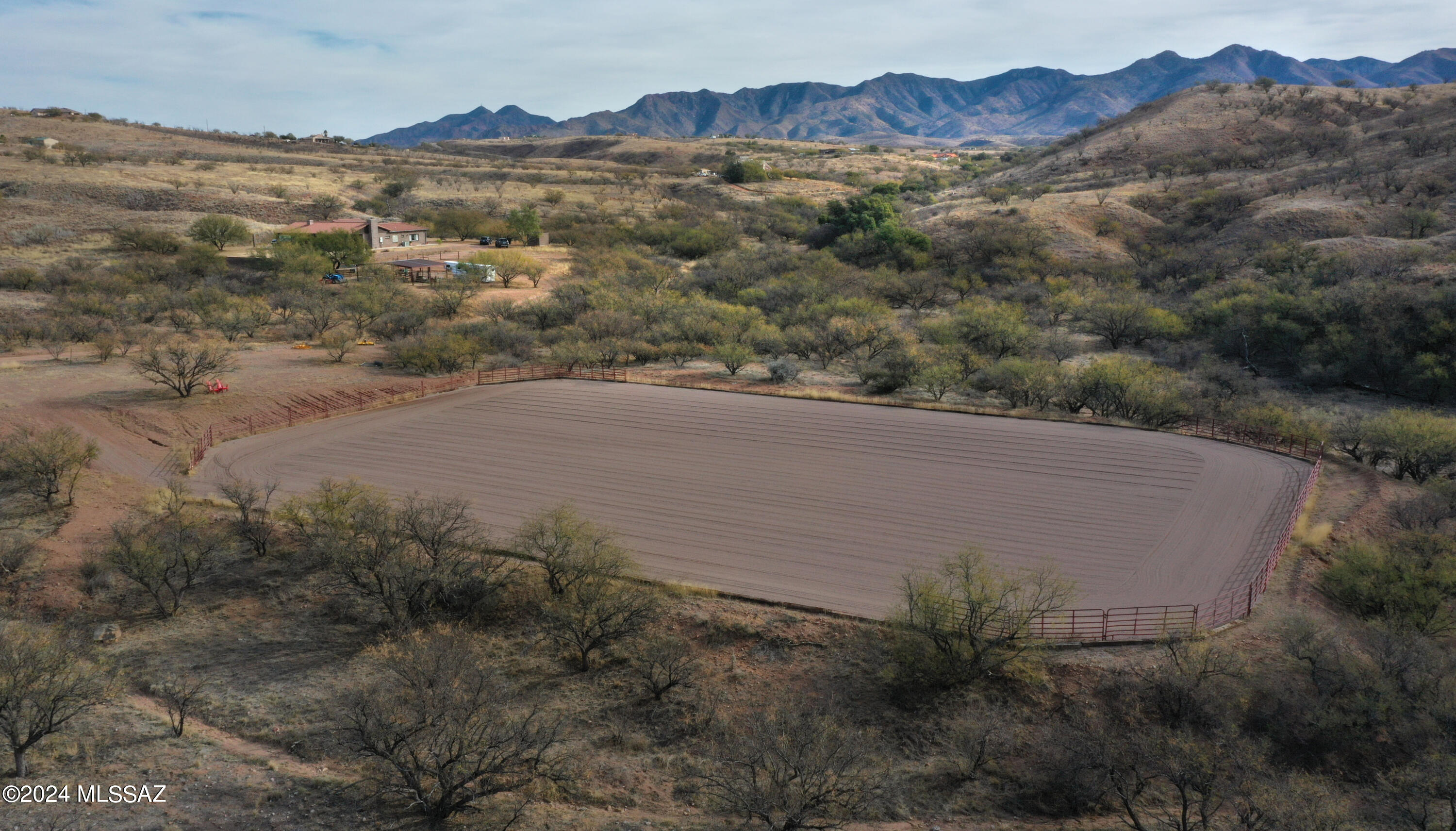 Lake Patagonia Ranch - Residential