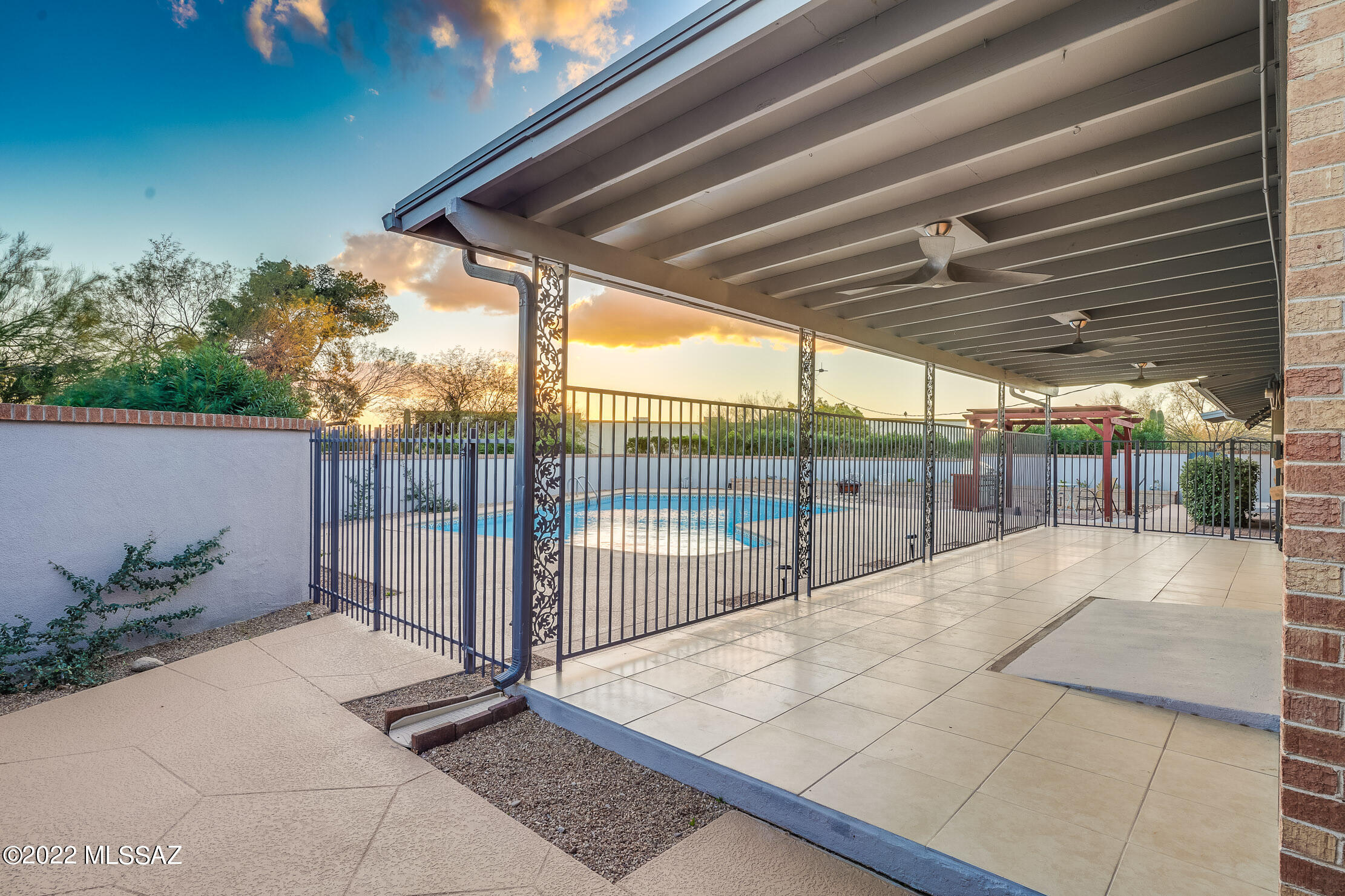 Casas Adobes Estates NO. 3 - Residential