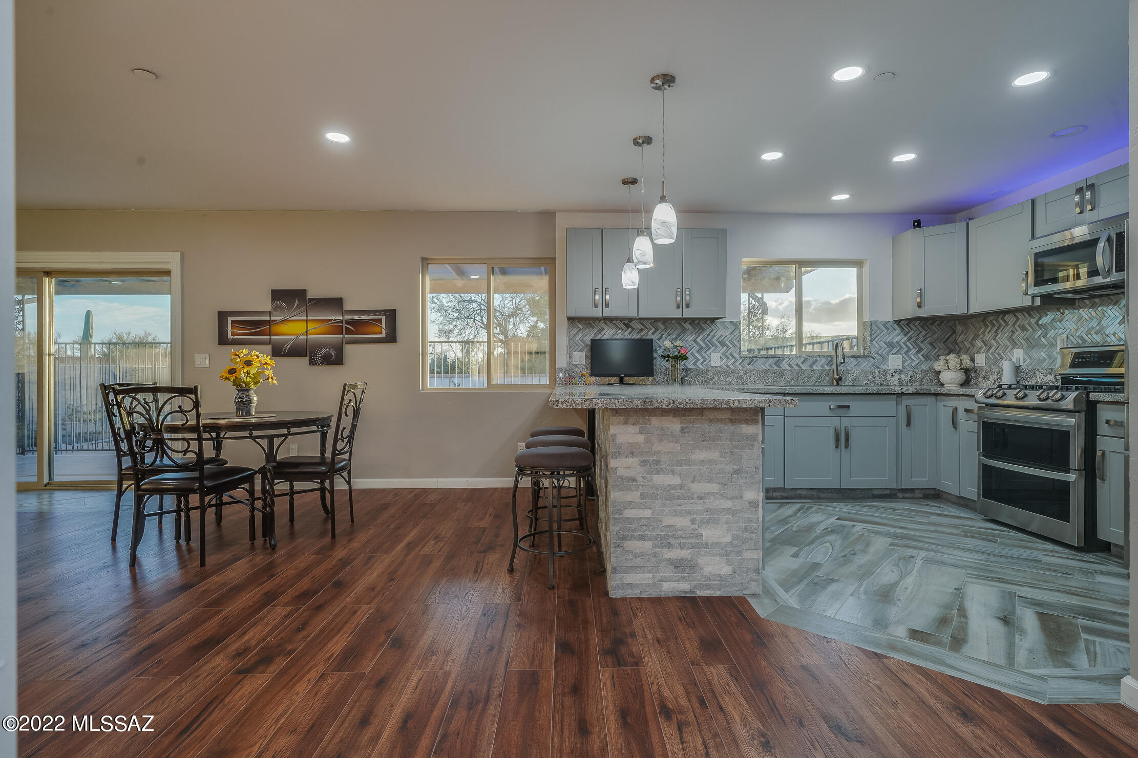 Casas Adobes Estates NO. 3 - Residential