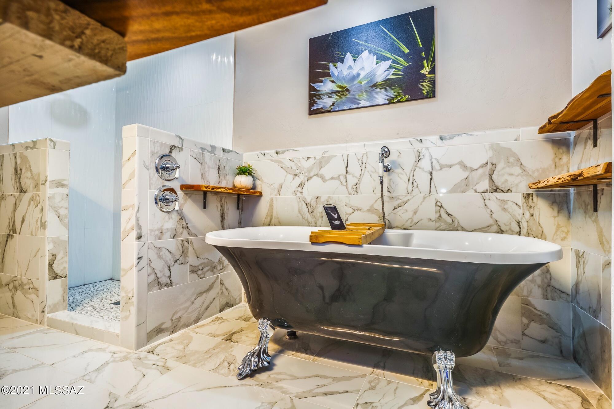 Casas Adobes Estates NO. 3 - Residential