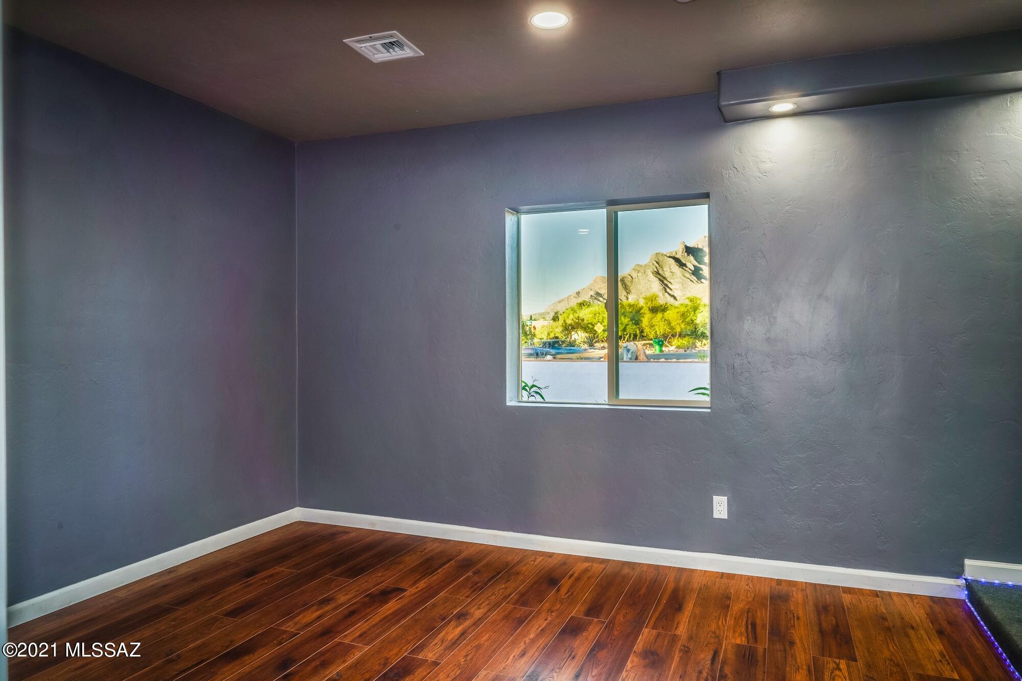 Casas Adobes Estates NO. 3 - Residential