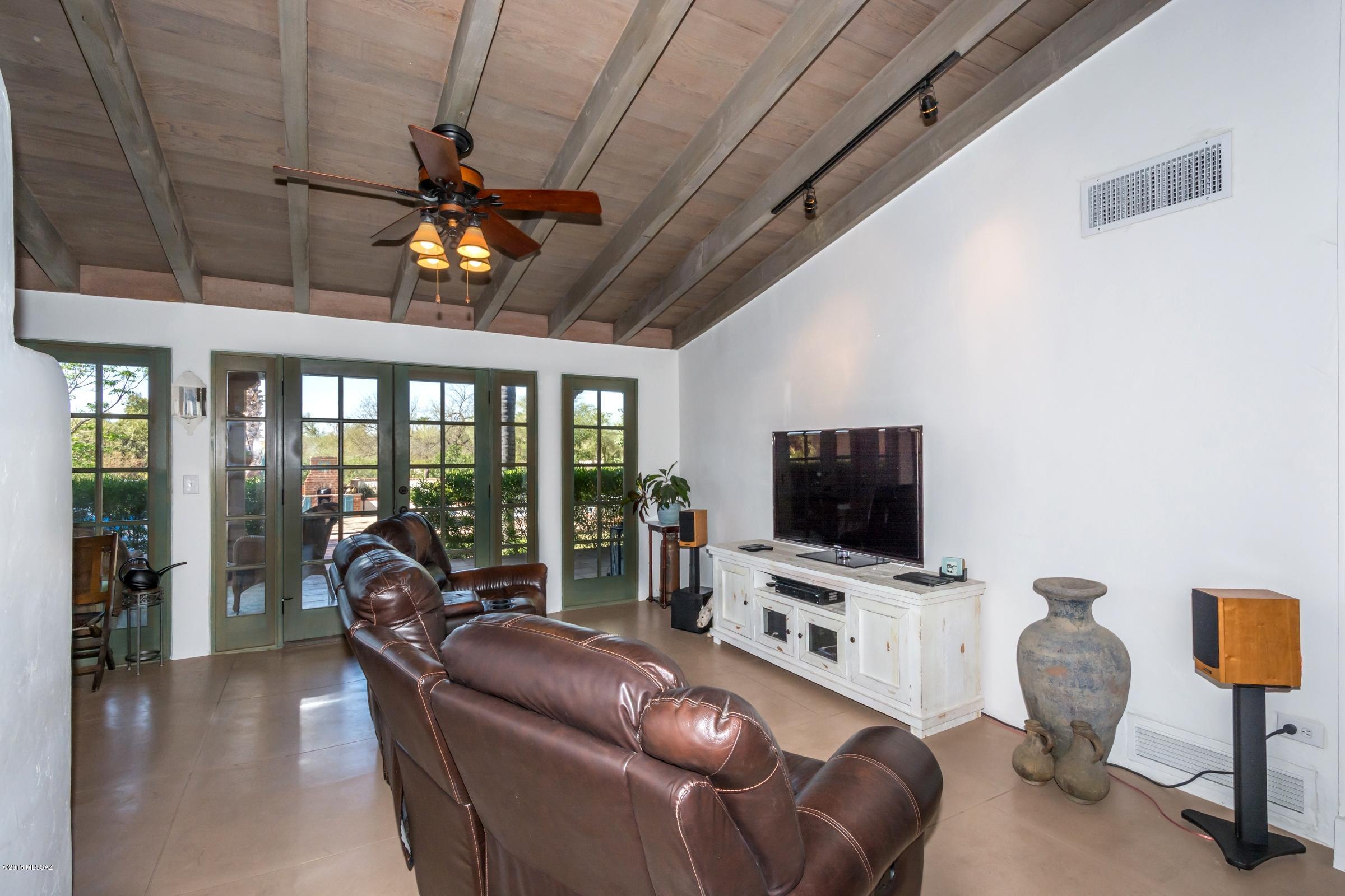 Casas Adobes Addition - Residential