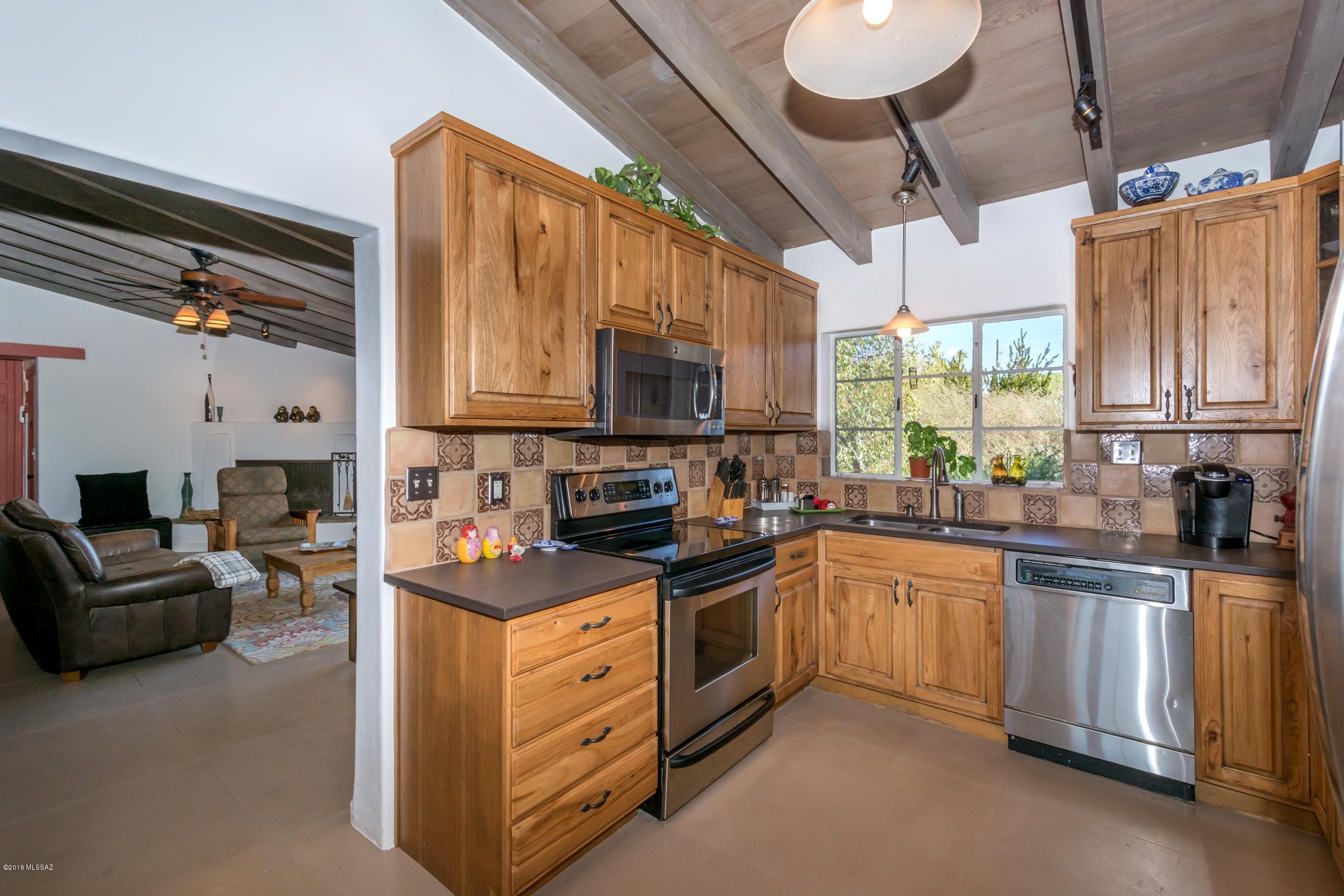 Casas Adobes Addition - Residential
