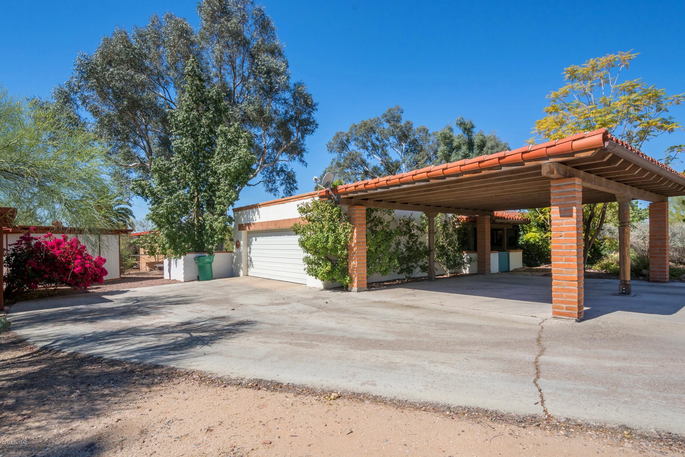 Casas Adobes Addition - Residential