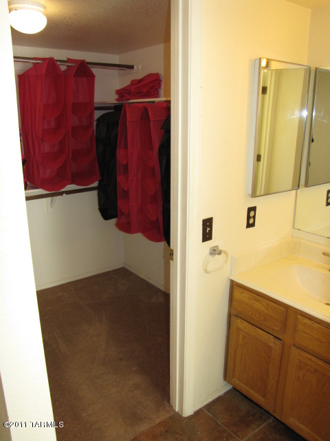 Casitas De Palo Santo (1-225) - Residential Lease