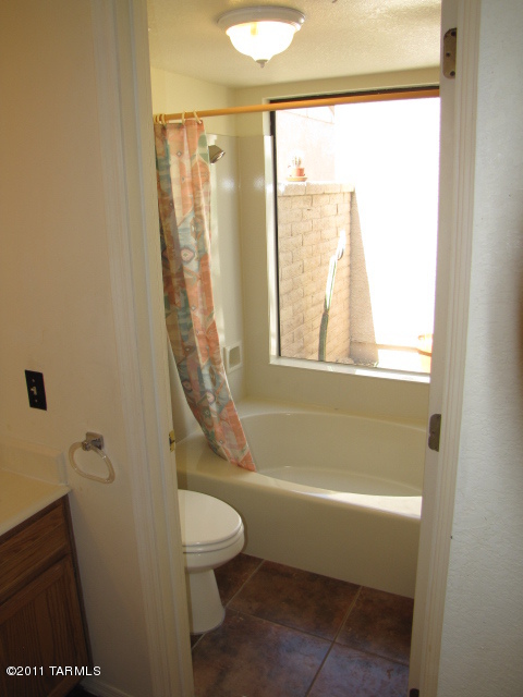 Casitas De Palo Santo (1-225) - Residential Lease