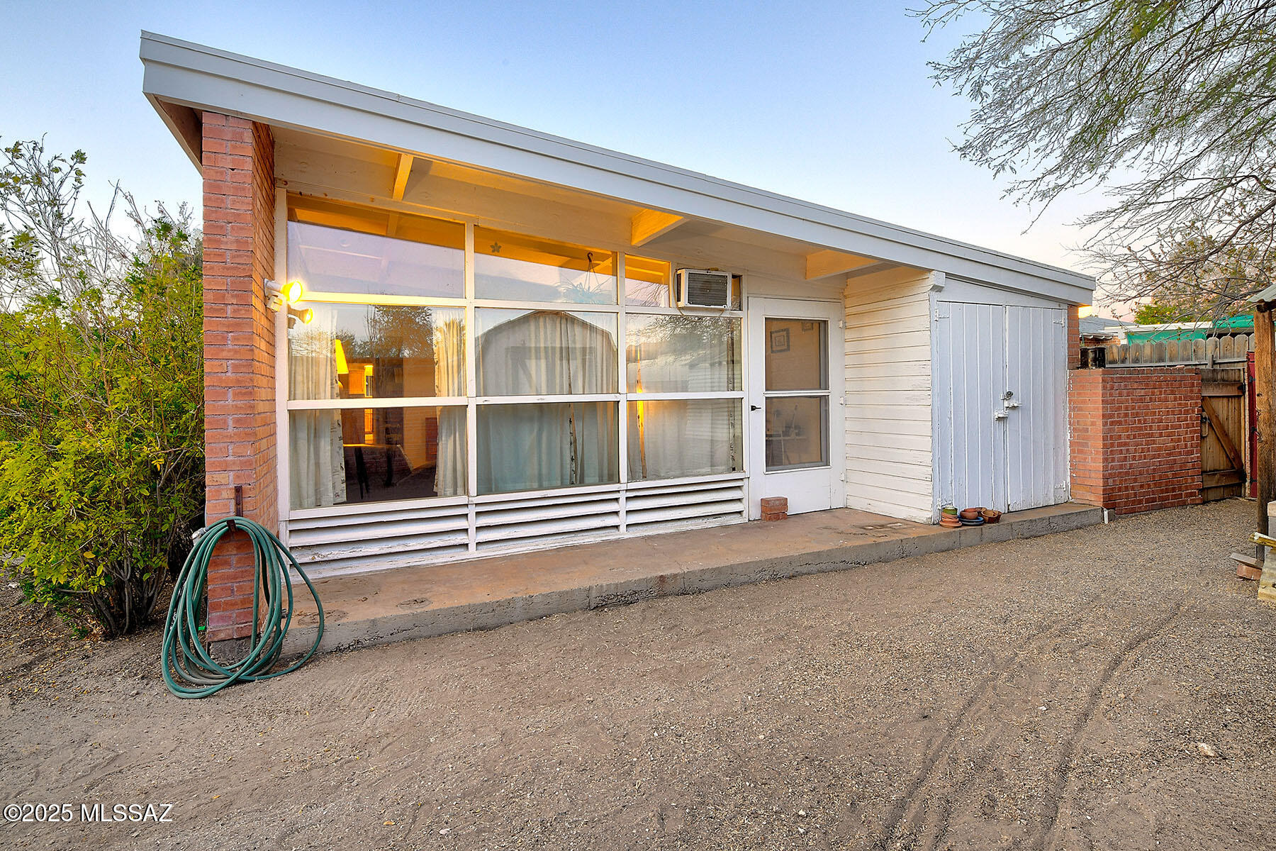 La Mirada - Residential