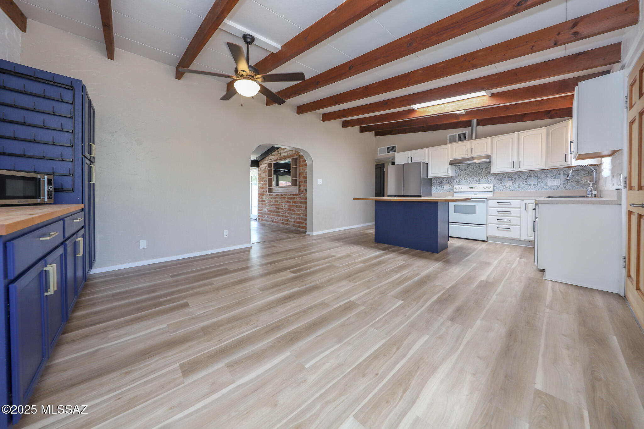 Kingston Knolls Terrace - Residential Lease