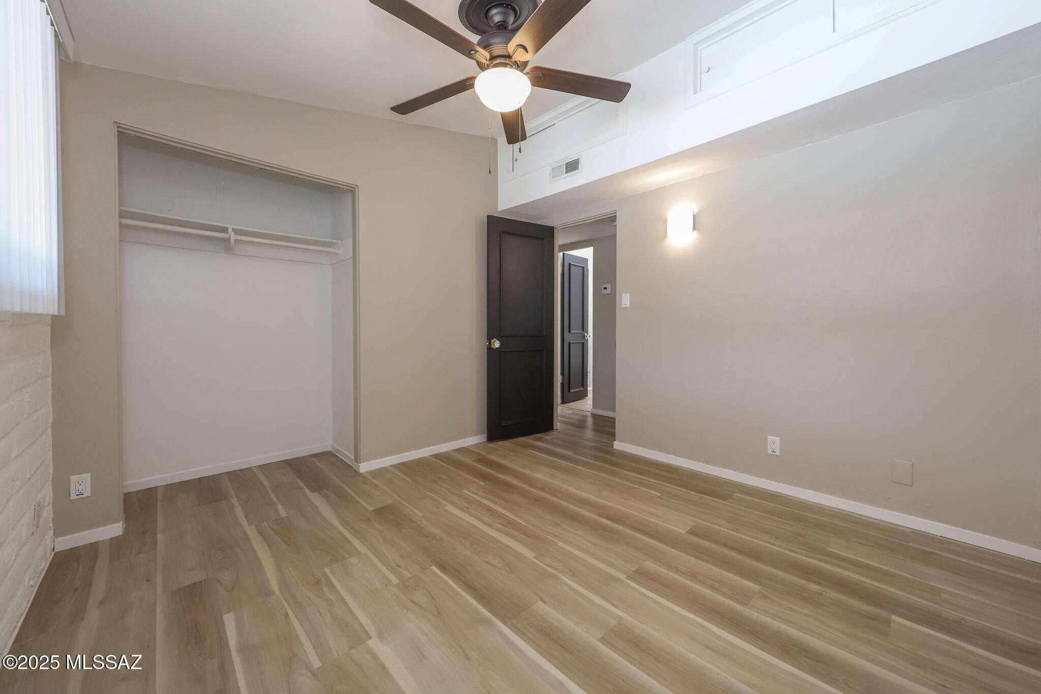Kingston Knolls Terrace - Residential Lease