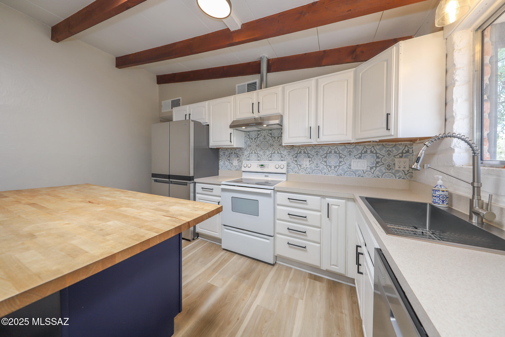 Kingston Knolls Terrace - Residential Lease