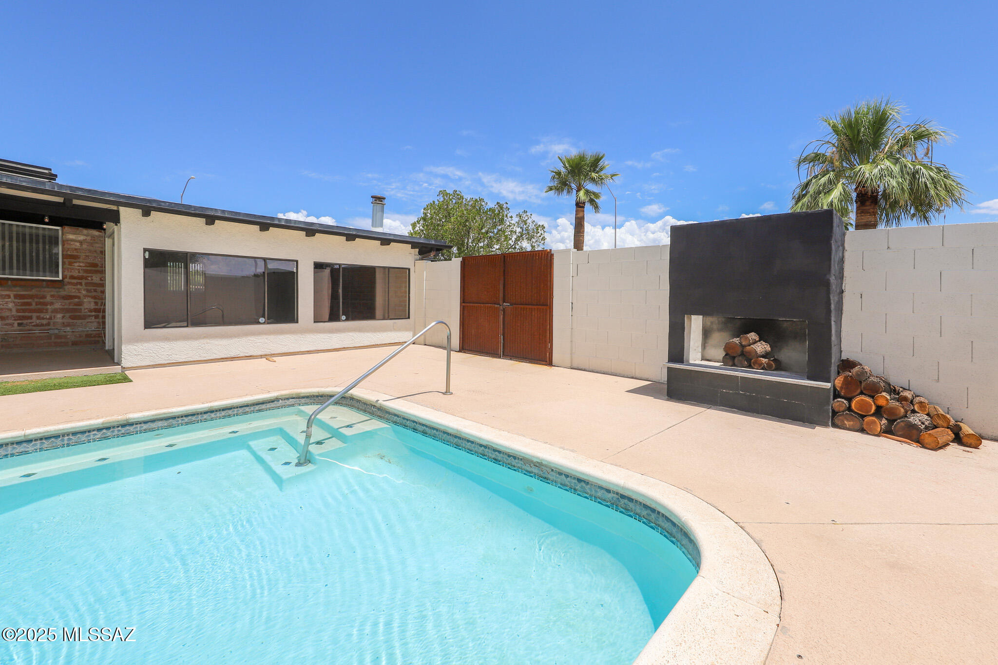 Kingston Knolls Terrace - Residential Lease