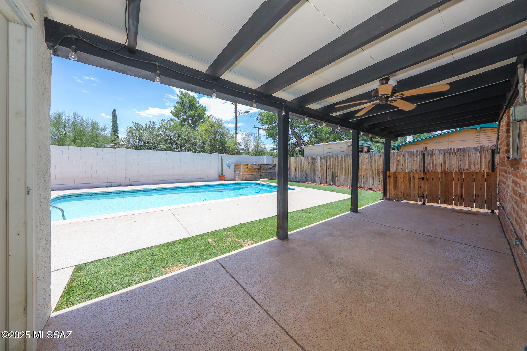 Kingston Knolls Terrace - Residential Lease