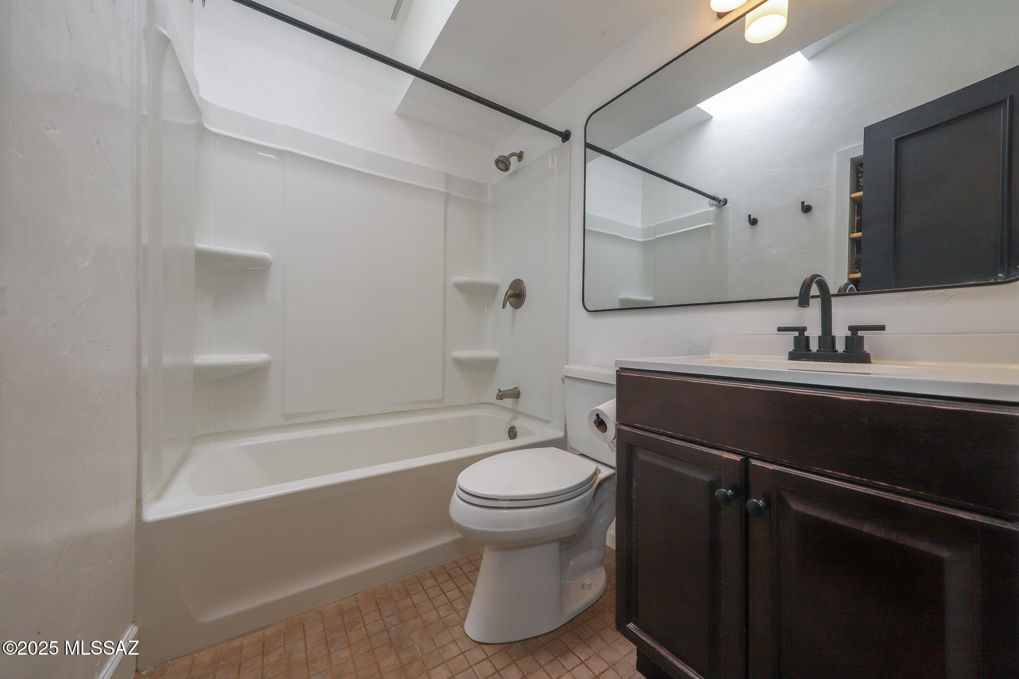 Kingston Knolls Terrace - Residential Lease