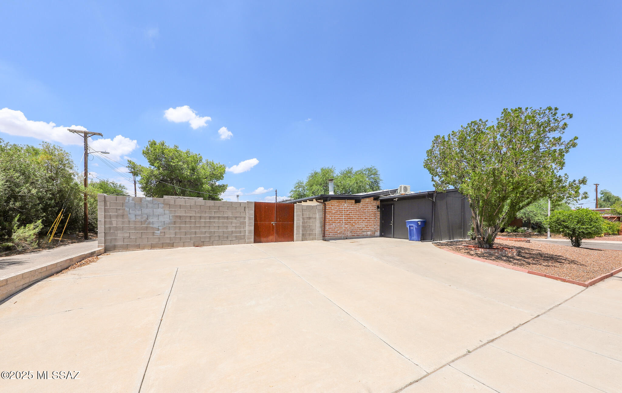 Kingston Knolls Terrace - Residential Lease