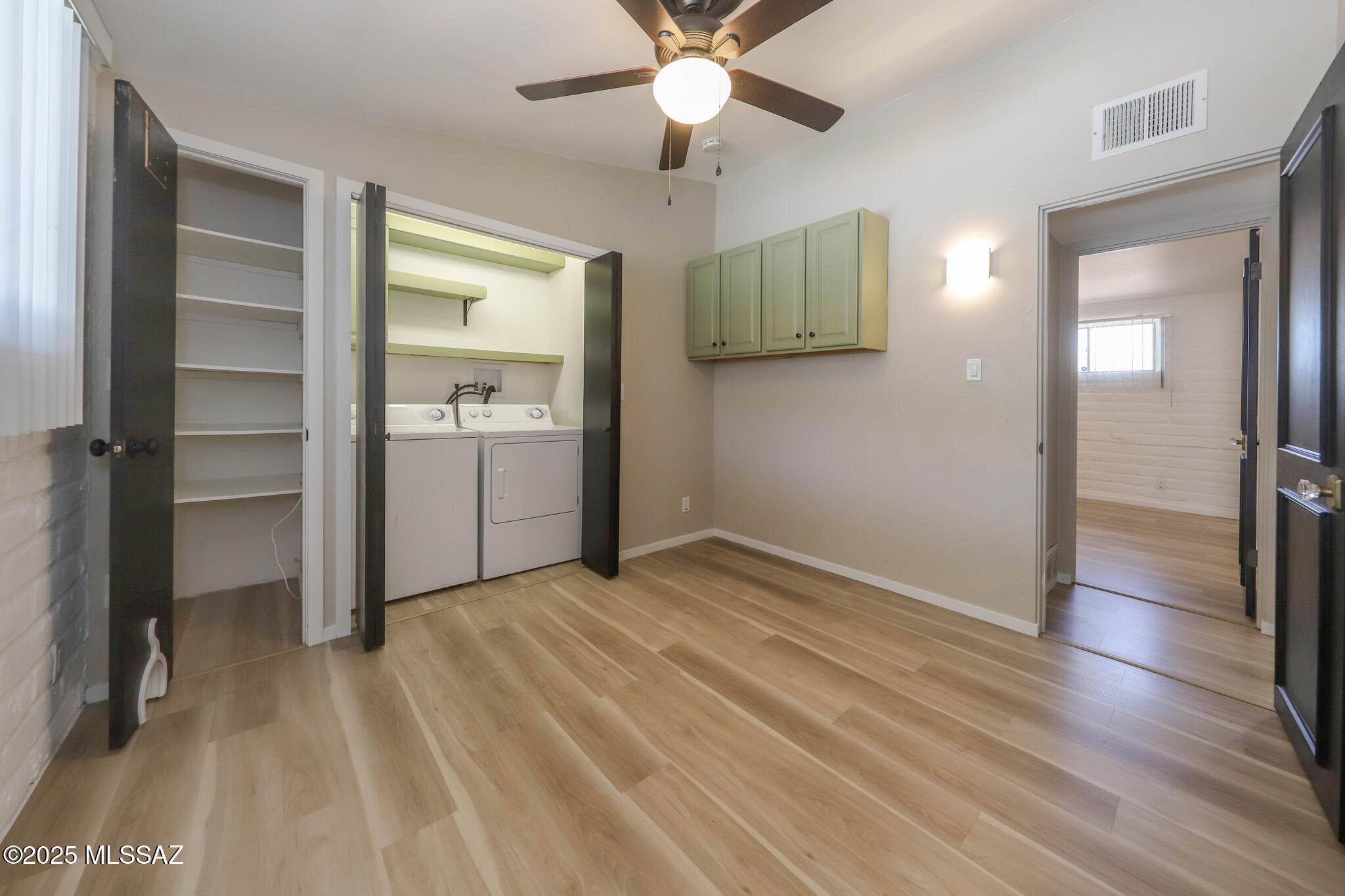 Kingston Knolls Terrace - Residential Lease