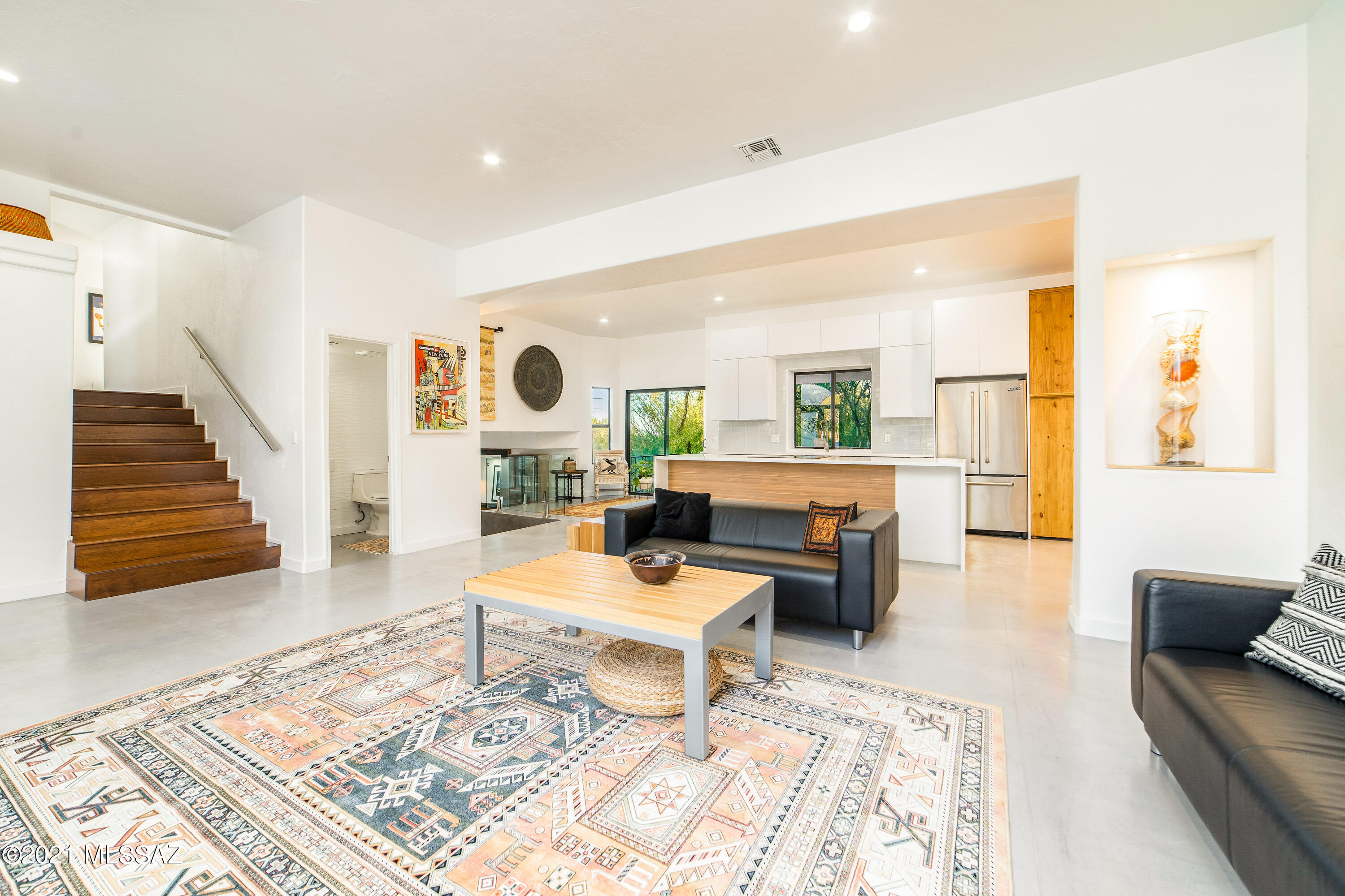 Las Alturas (1-167) - Residential