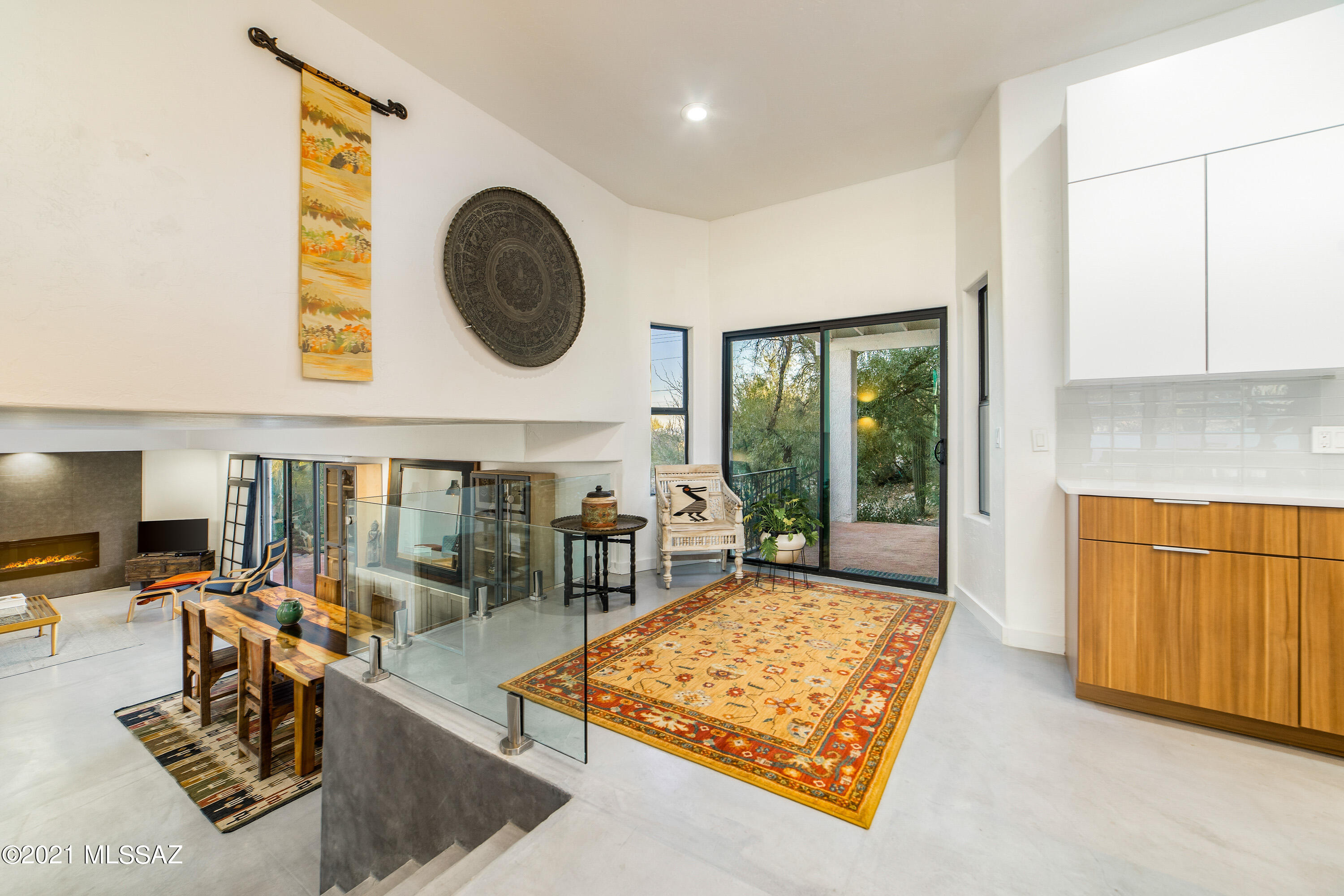 Las Alturas (1-167) - Residential