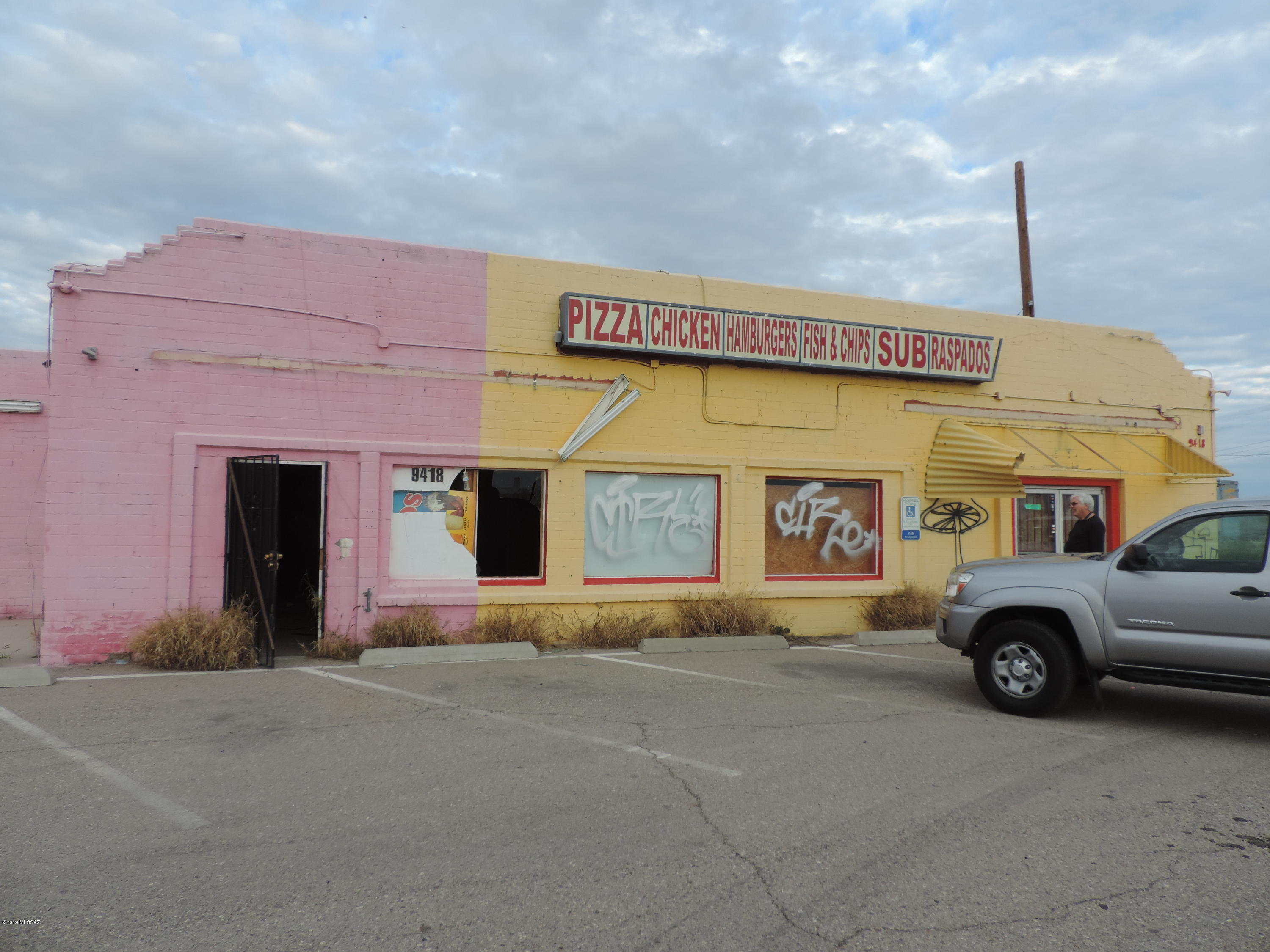 Here is your opportunity to acquire and renovate this free standing commercial building zoned Pima GR-1.  This was previously used for retail and restaurant.  Check zoning to verify all allowed uses.  This 4090s-f retail commercial building  sits on 1.32 acres. Property in the past also had an onsite liquor sales license (NO 9), which is also for sale with a liquor license broker. Property has been vacant with no current rent roll or expense history.
