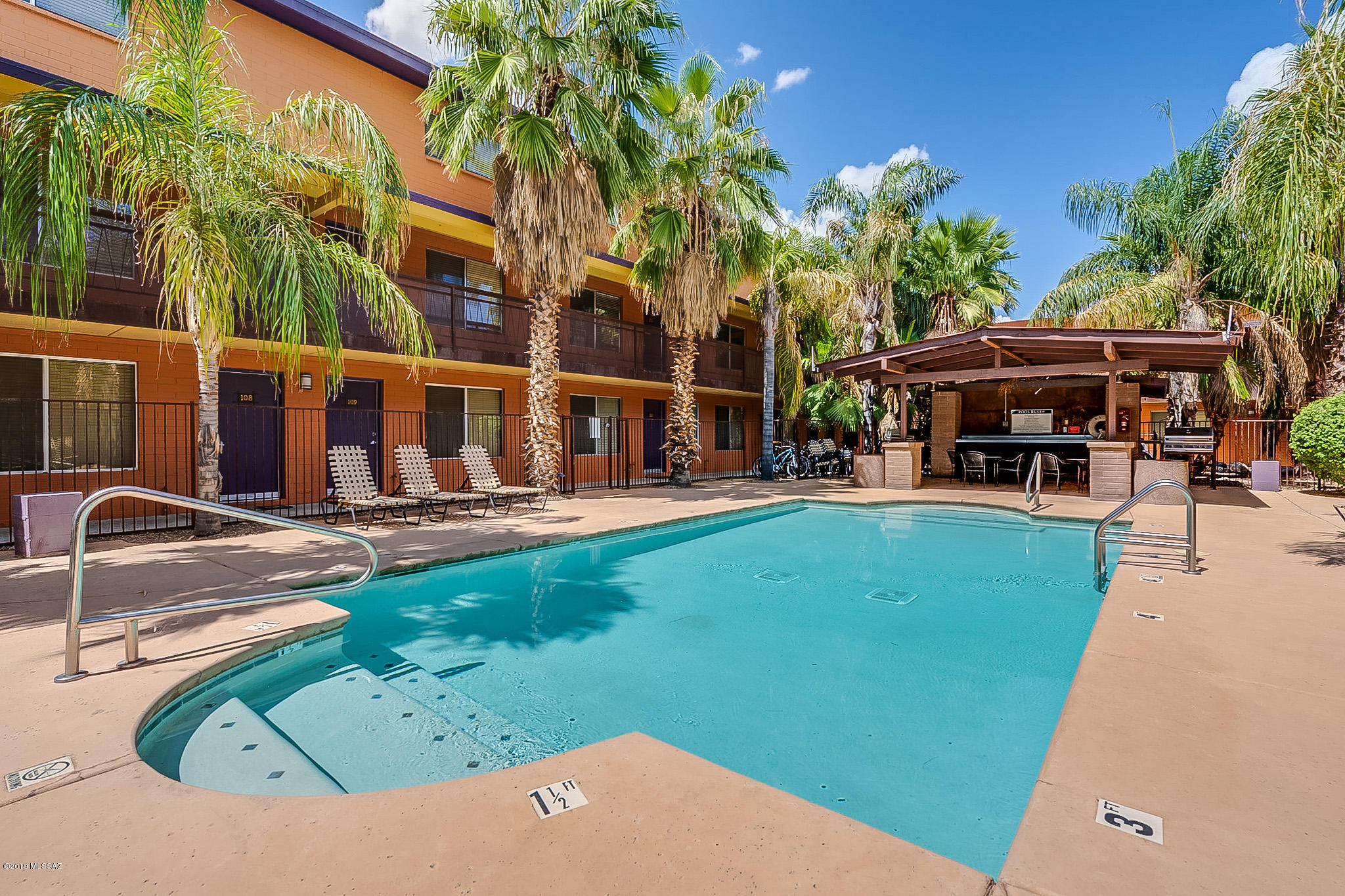 10th Street Condominiums - Residential