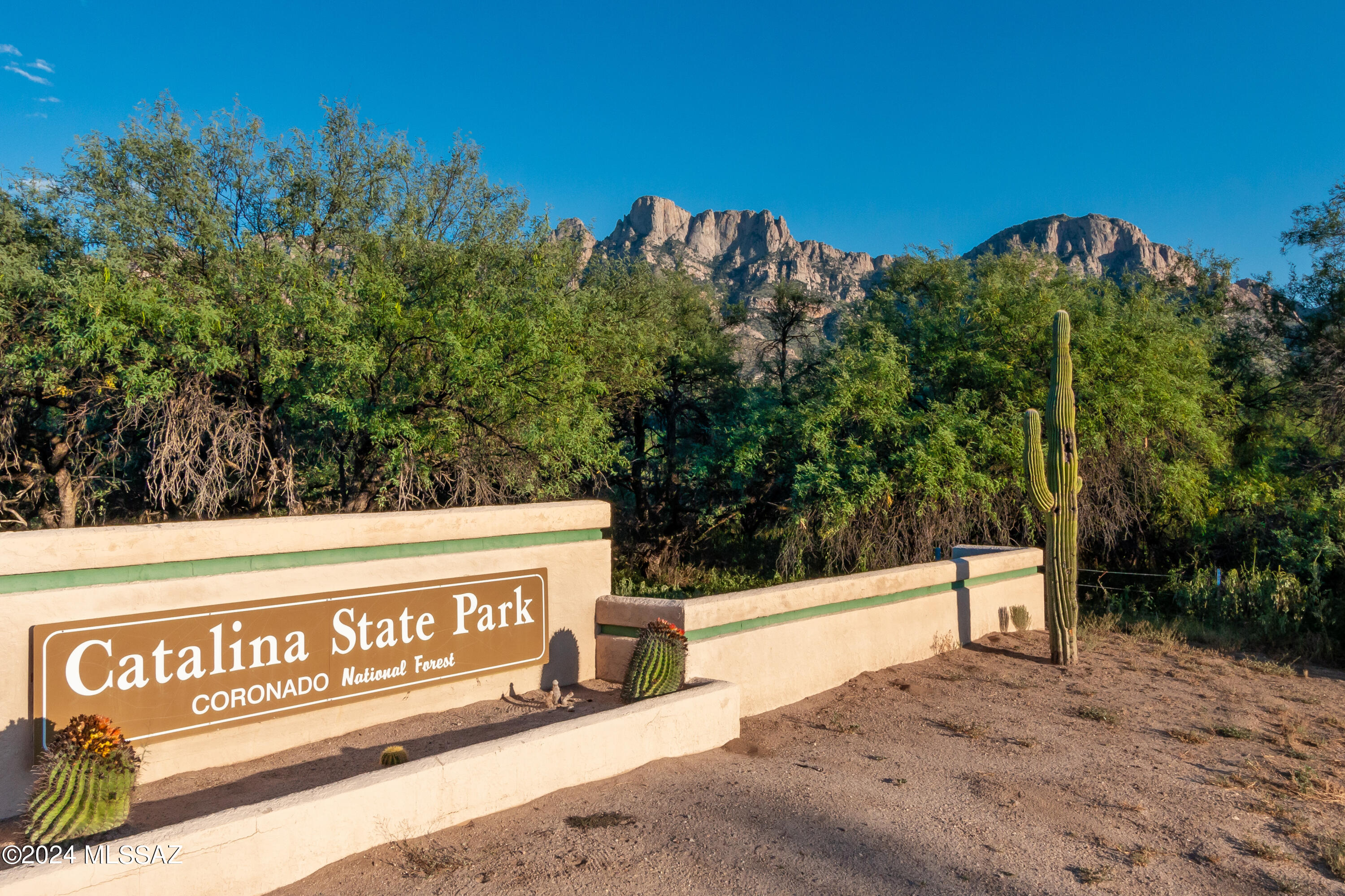 The Boulders at La Reserve Condominiums - Residential