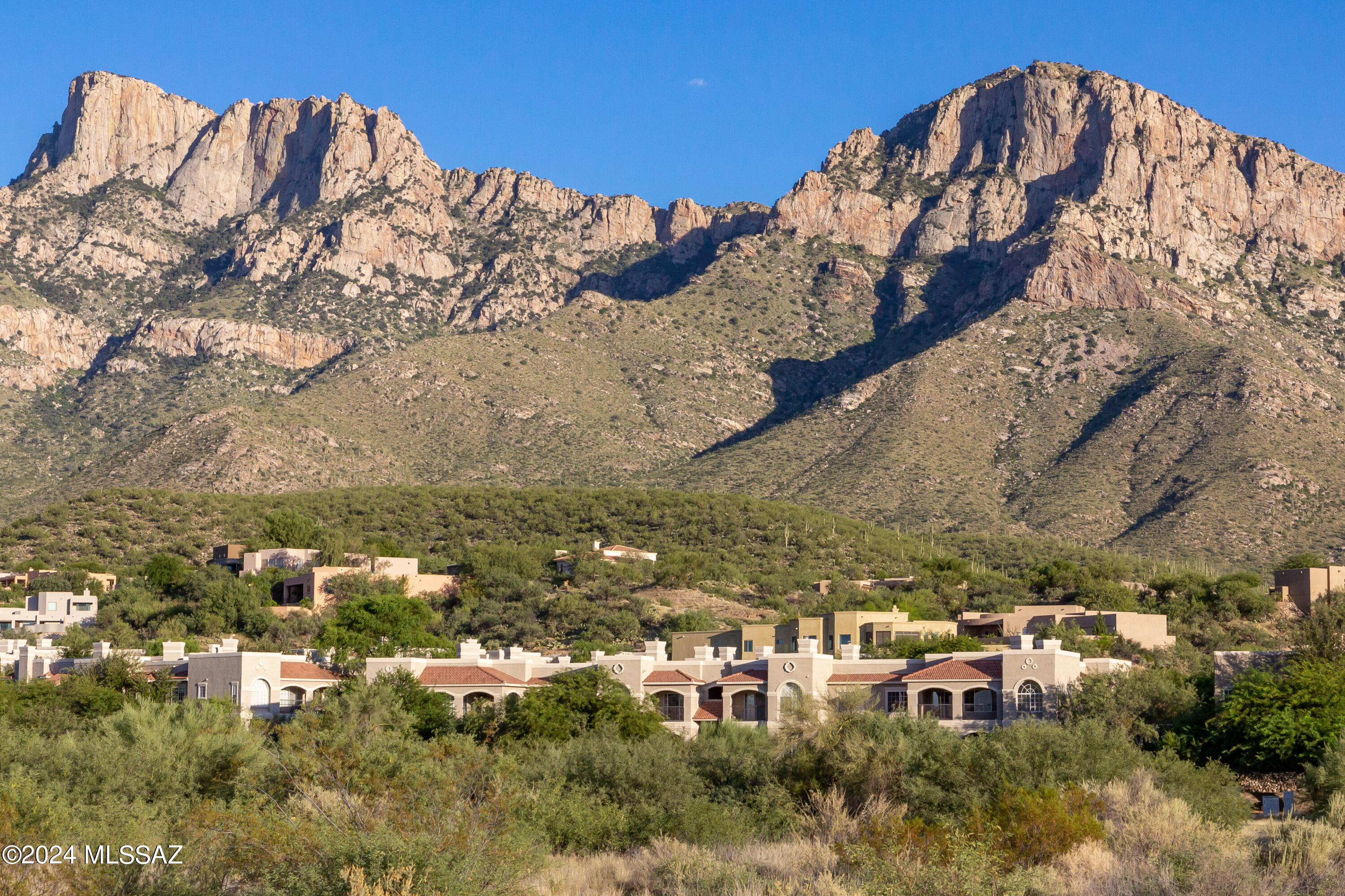 The Boulders at La Reserve Condominiums - Residential