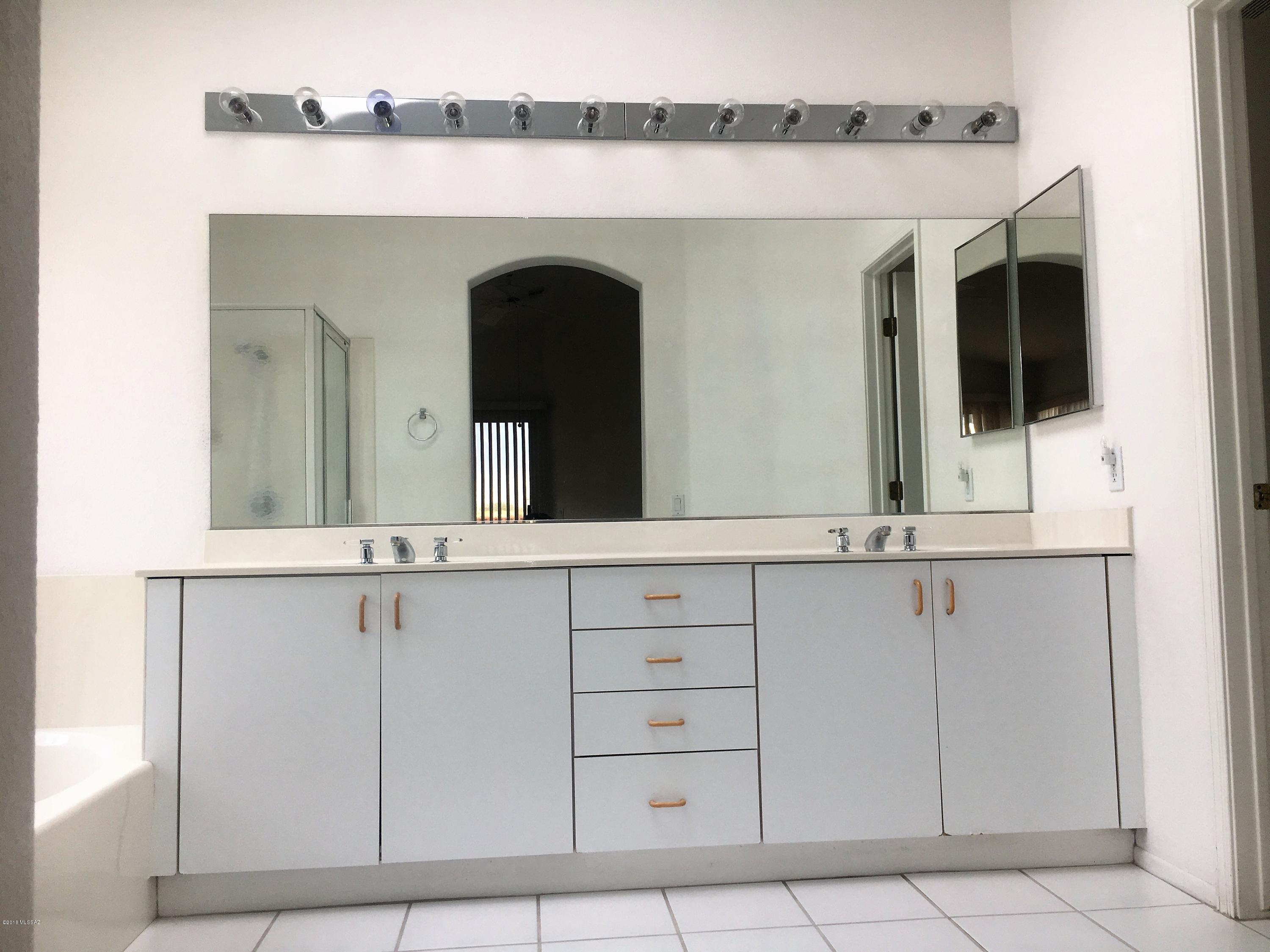 Sun City Vistoso Unit 15(1-126) - Residential Lease