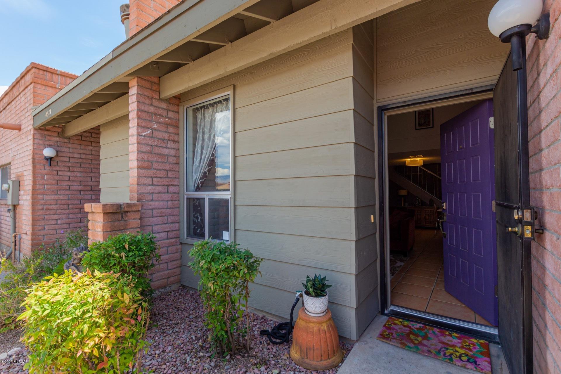 McCormick PlaceTwnhms Blk III (1-71) - Residential