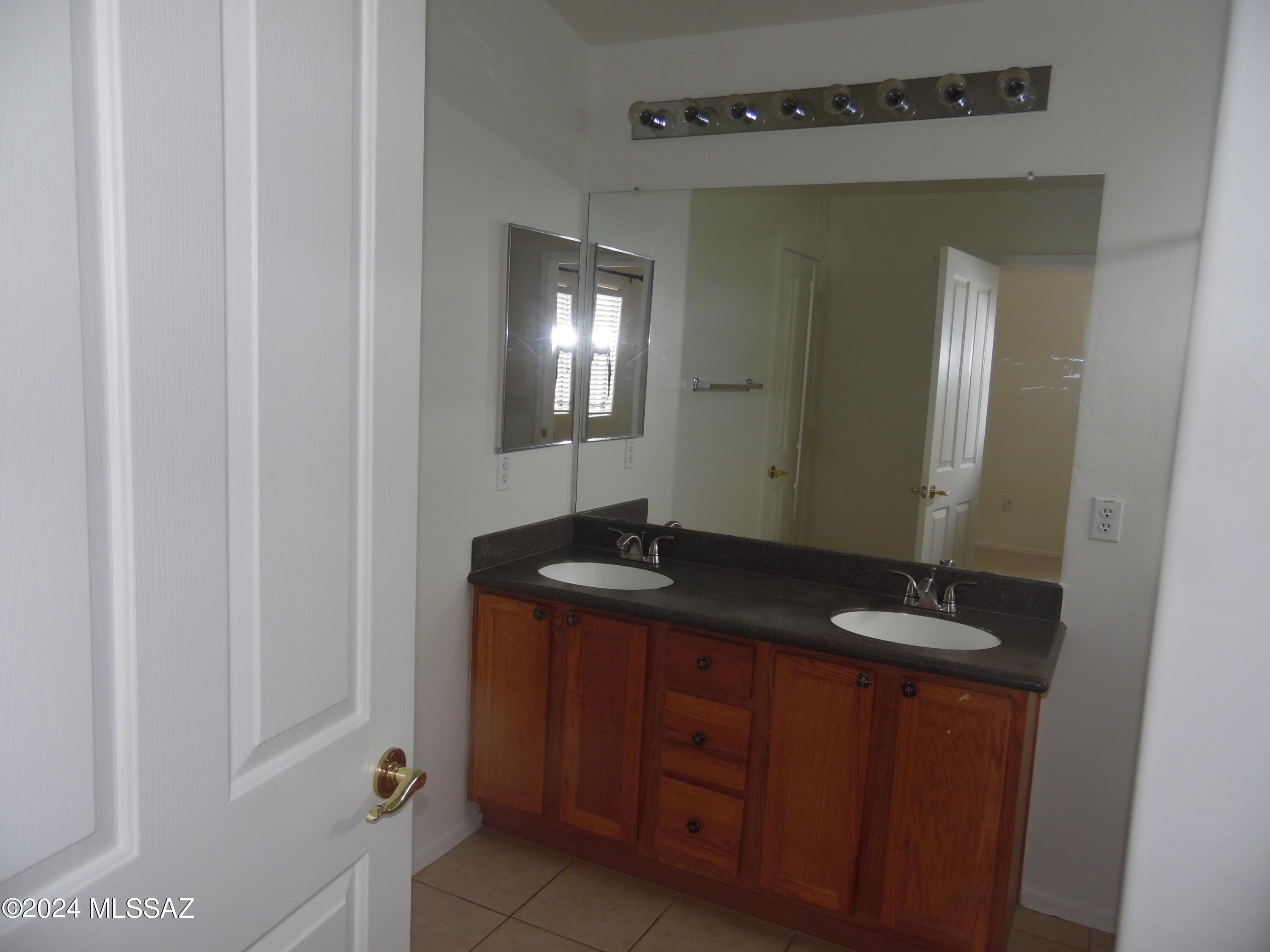 Sycamore Park Village 2 (1-148) - Residential Lease