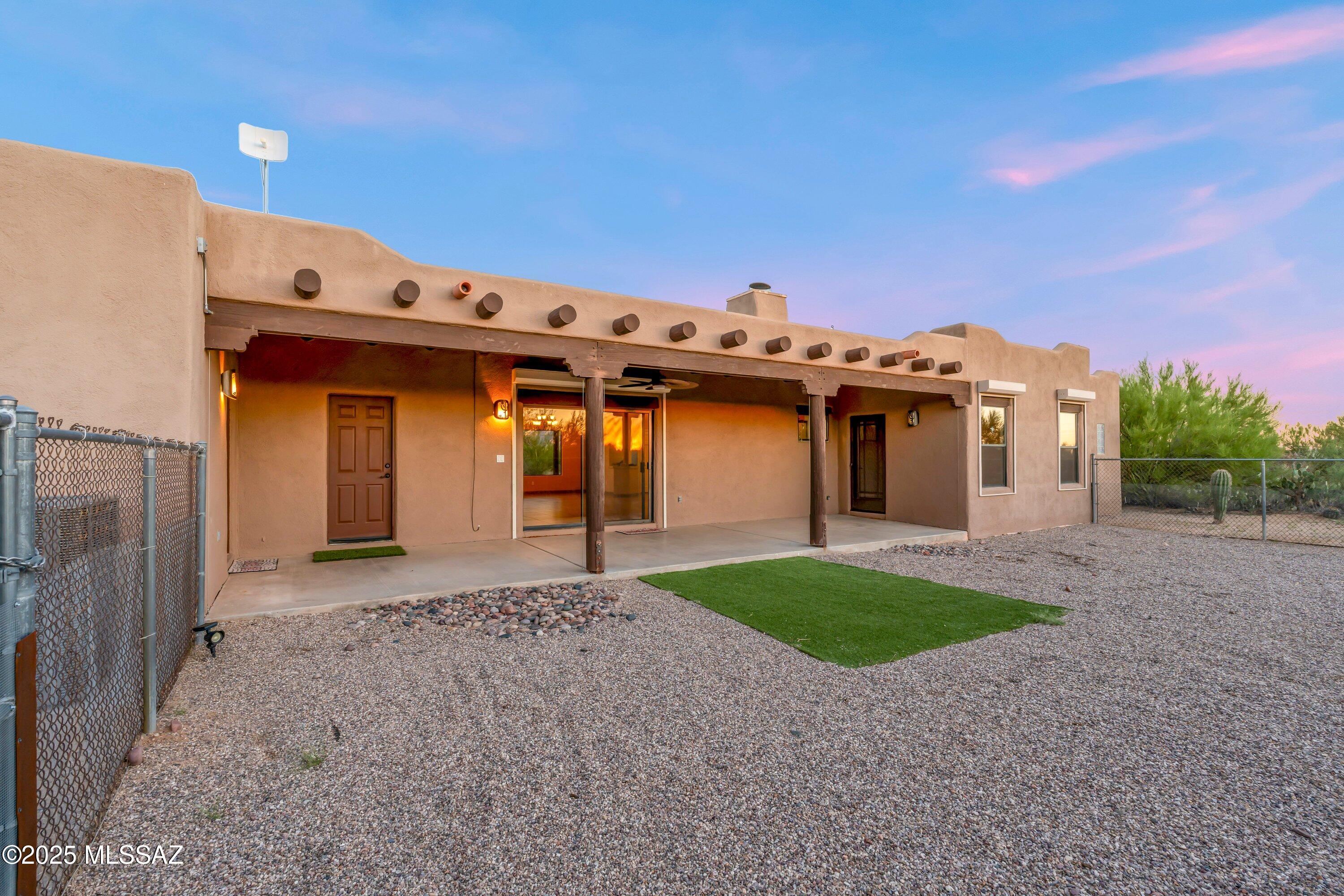 La Cholla Airpark - Residential