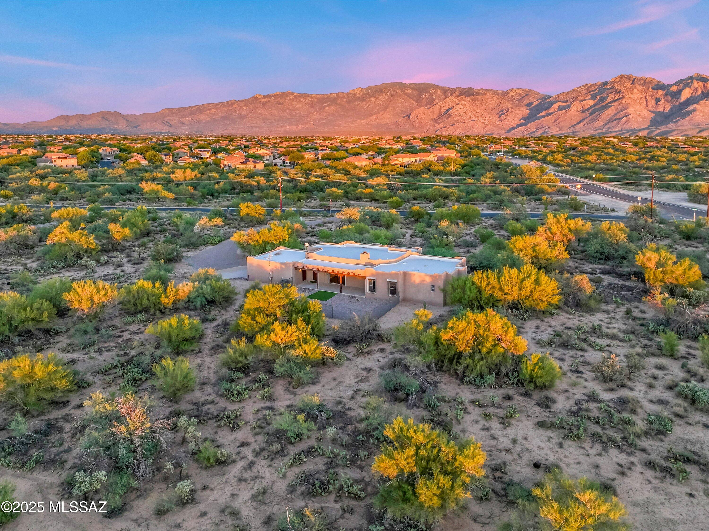 La Cholla Airpark - Residential