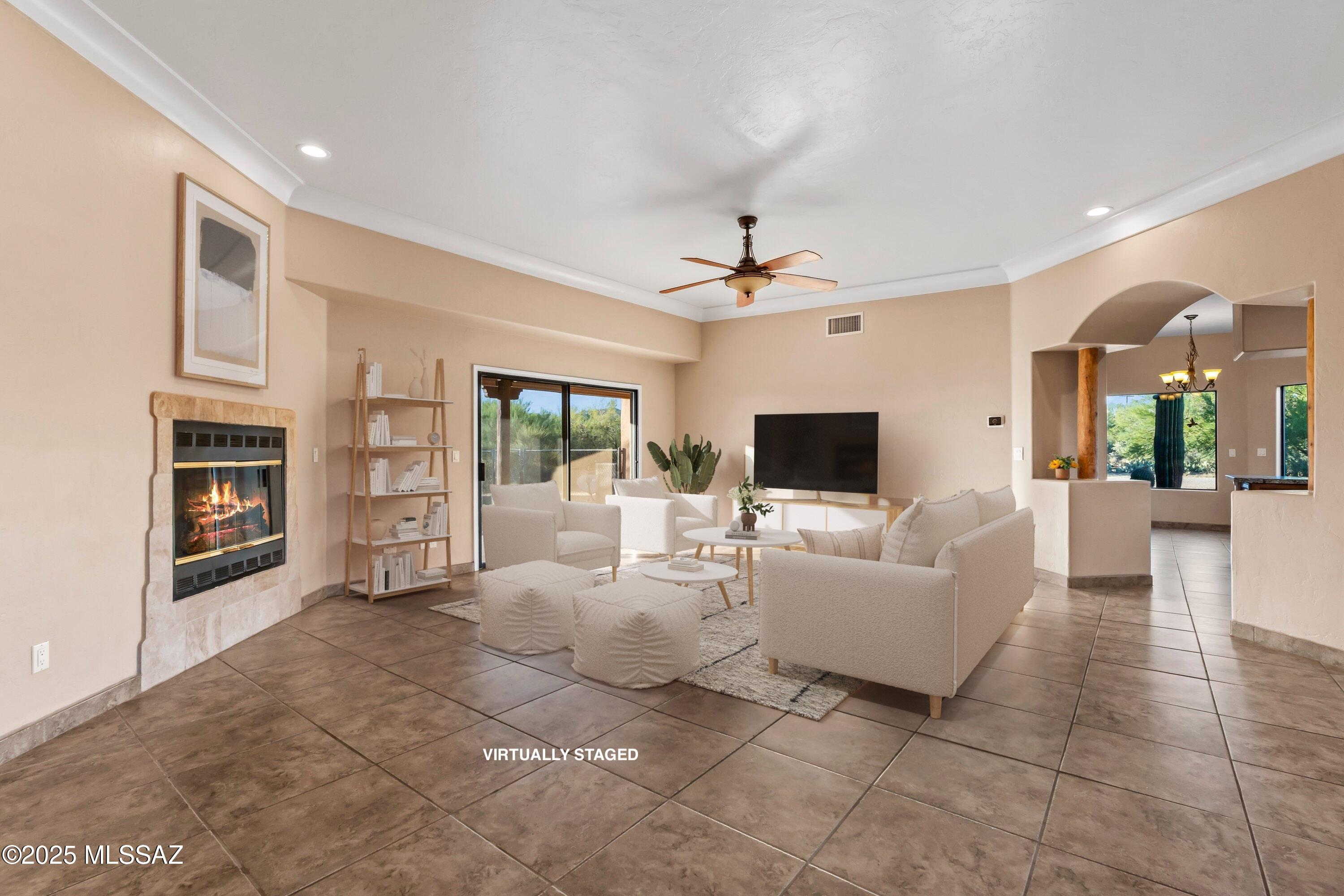 La Cholla Airpark - Residential